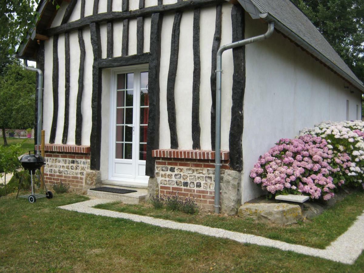 Gite Des Pins Penches Brunville Exteriör bild
